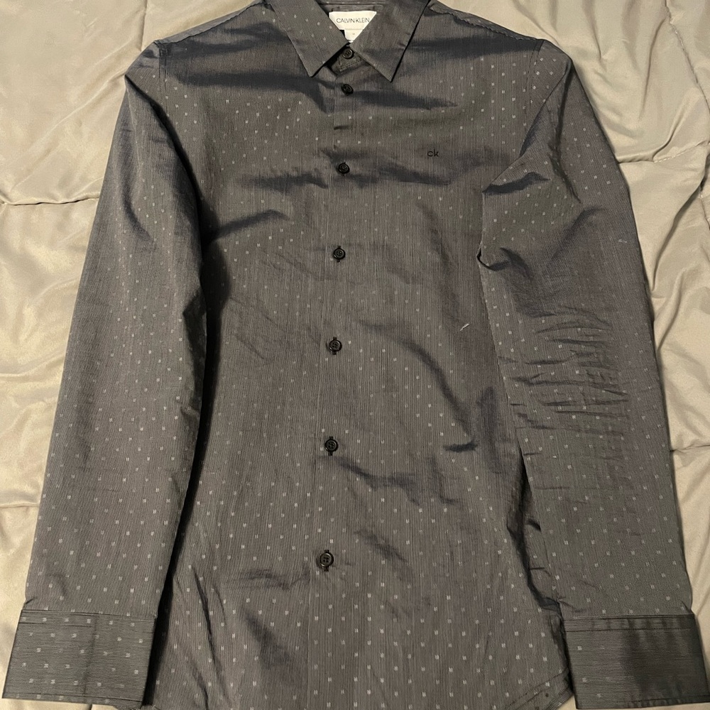 Long sleeve dress shirt